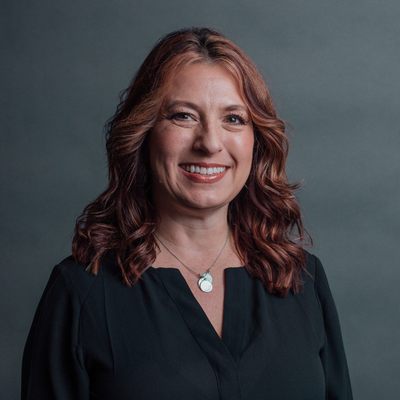 Stacy B Headshot 2023