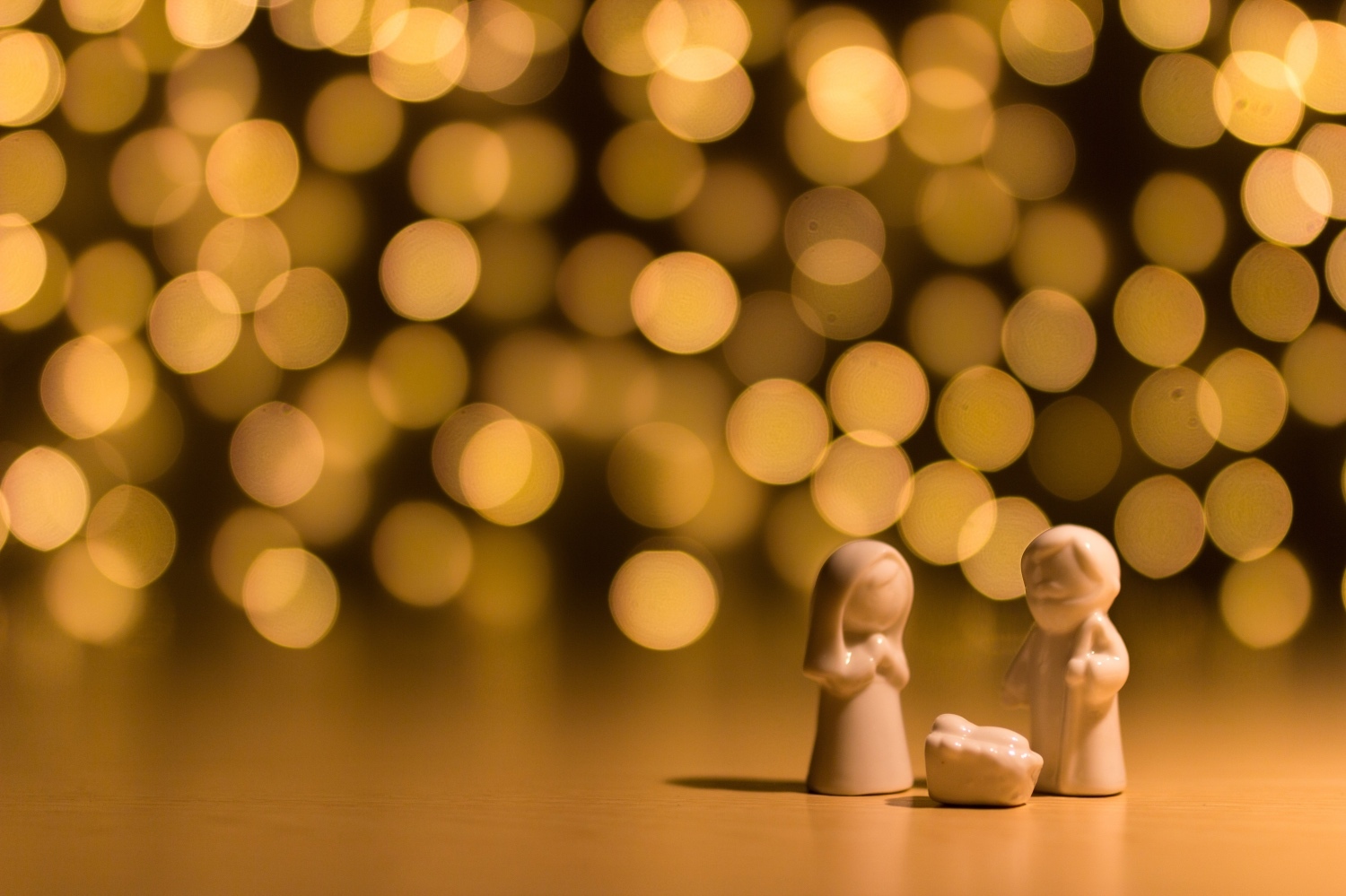 Old Testament: Isaiah 52:7-10 (Christmas: Series A)