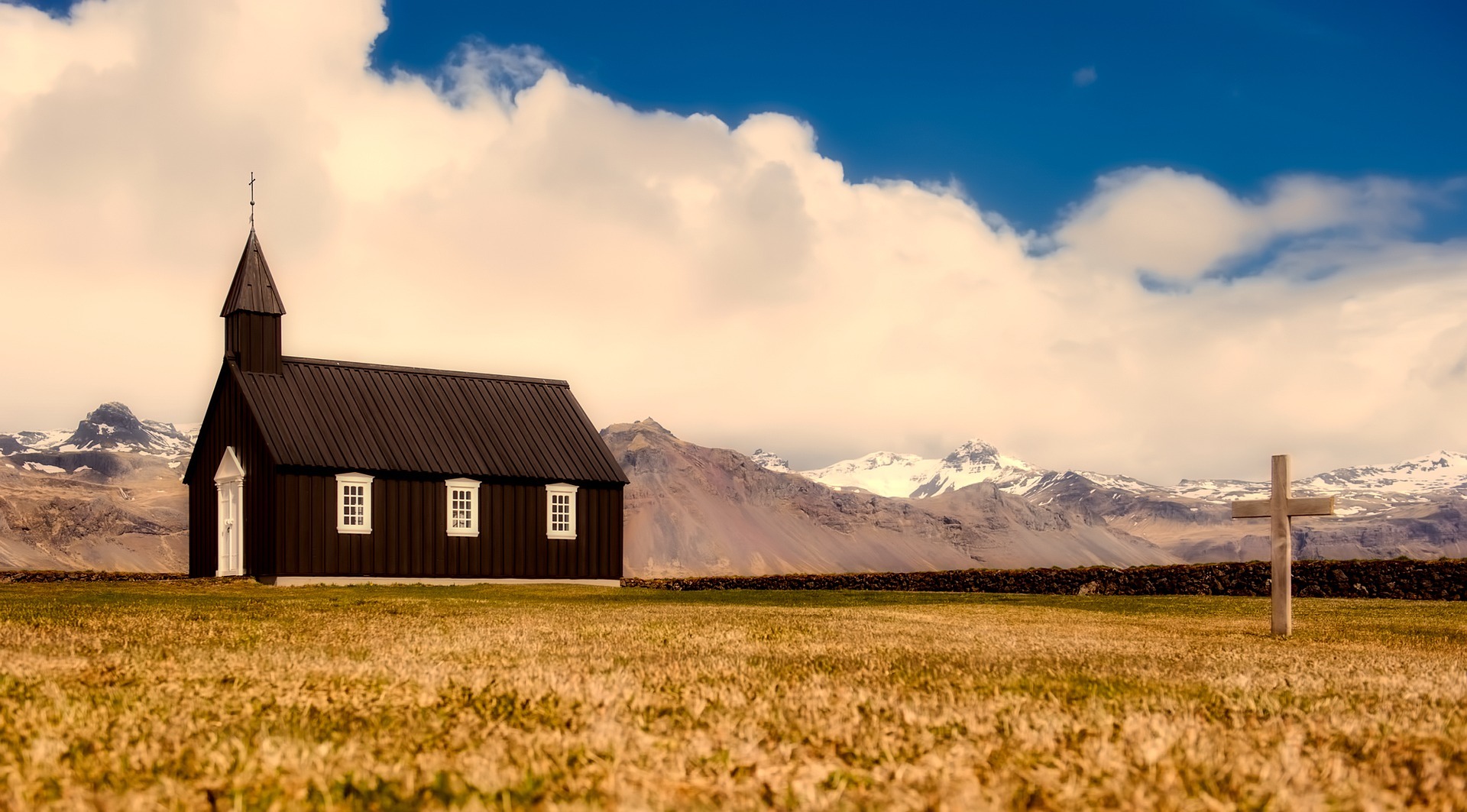 How a Small, Country Congregation Became a Megachurch Overnight