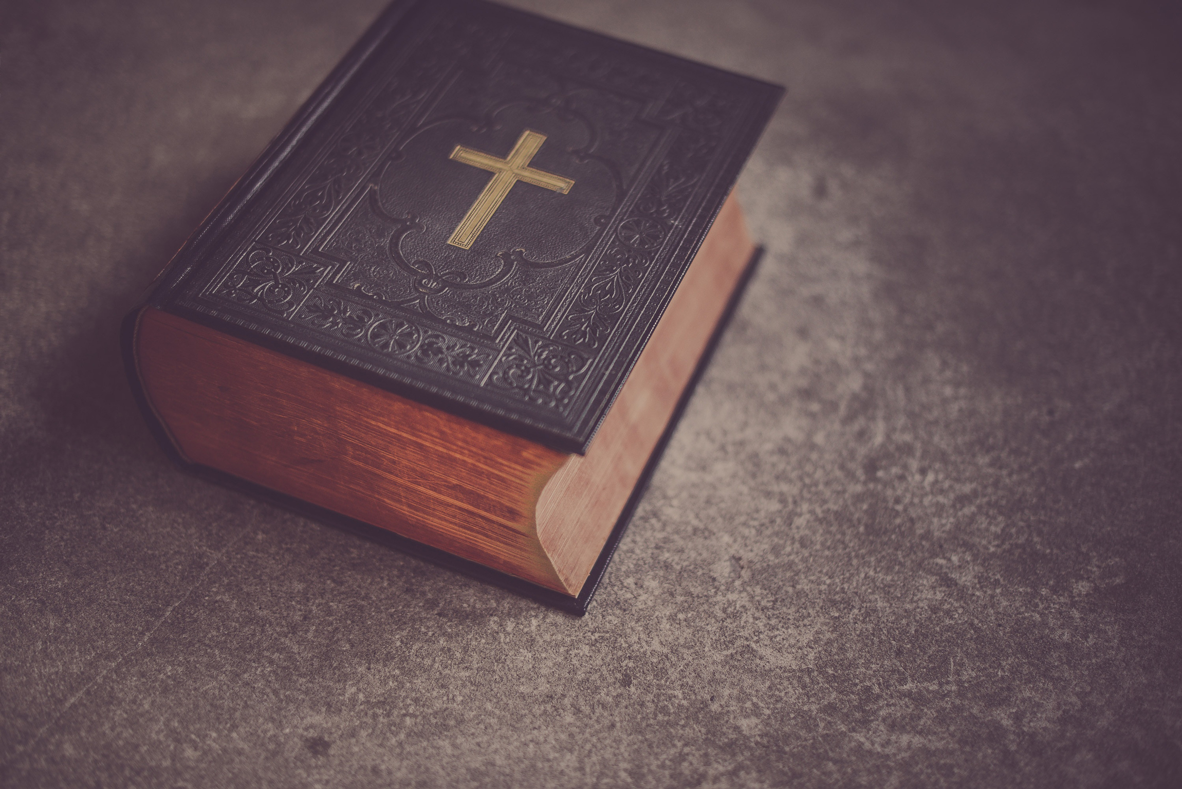The Cross in a Culture of Self-Promotion